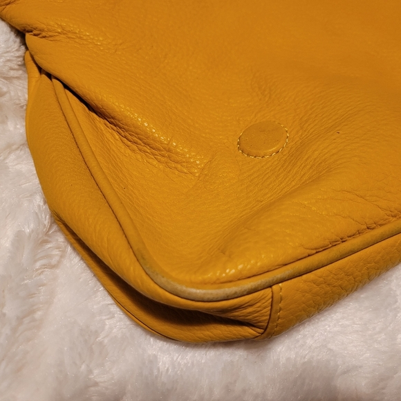 Authentic tory Burch crossbody - Picture 12 of 12